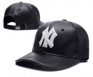 Cappellino New York Yankees Nero Bianco3
