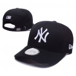 Cappellino New York Yankees Bianco Nero4