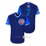 Maglia Baseball Uomo Chicago Cubs Victor Caratini 2018 LLWS Players Weekend Vic Blu